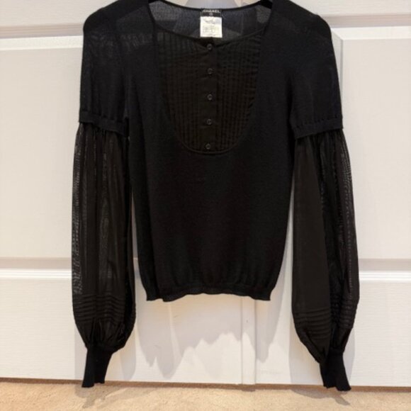 CHANEL Sweater - Picture 2 of 16